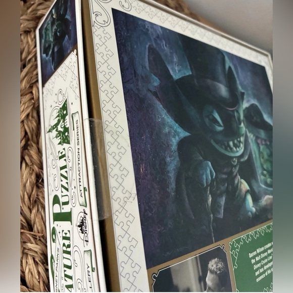 NEW Sealed Disney Parks Haunted Mansion Stitch as Hatbox Ghost 1000 Piece Puzzle - Picture 4 of 6
